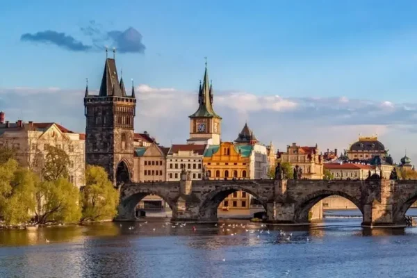 Praga, Skalne Miasto 3 dni (Wycieczka dla szkół)