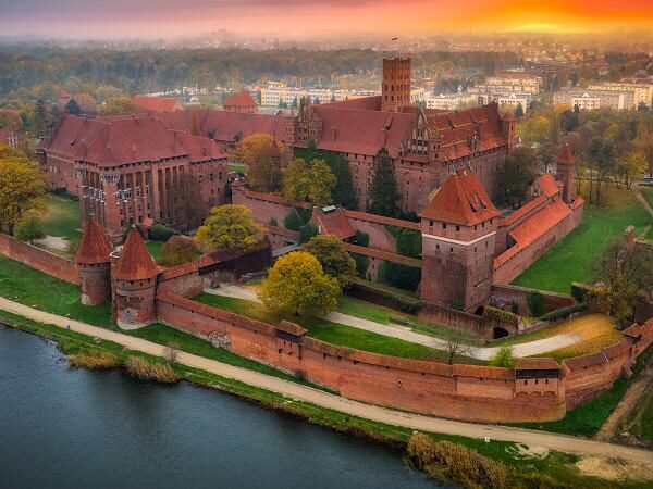 Malbork, Gdańsk, Gdynia, Sopot, Toruń 4 dni (Wycieczka dla firmy)